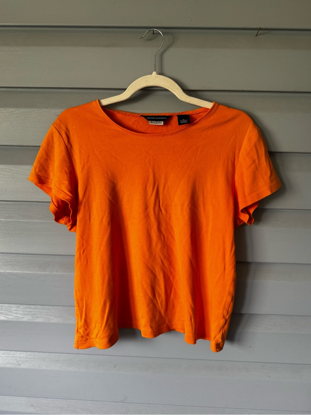 Goodclothes Women’s Bright Orange Short Sleeve Crewneck Tee (medium)